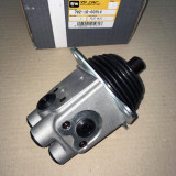 Пилотный клапан KOMATSU PC300-8 702-16-03910 Пилотный клапан KOMATSU PC300-8 702-16-03910